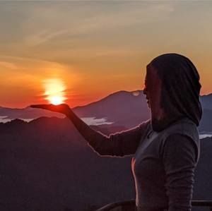 Meet your Posher, Rebecca